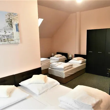 Sum Restauracja & Gasthof Meszna