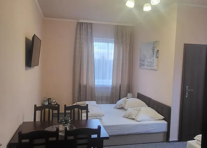 Sum Restauracja & 宾馆 Meszna